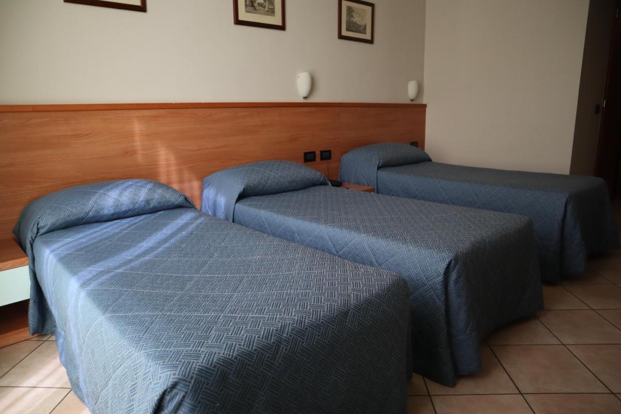 Albergo Salerno Milão Exterior foto