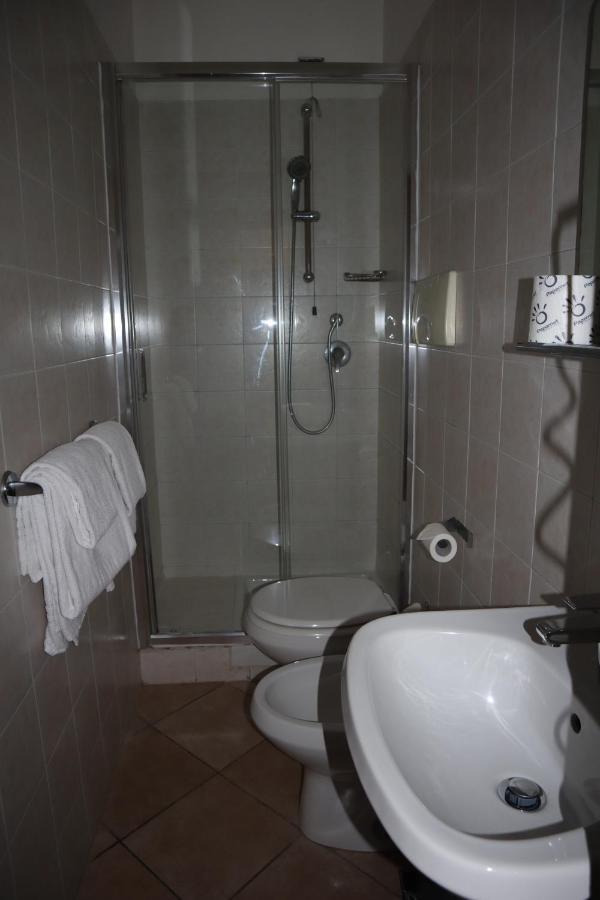 Albergo Salerno Milão Exterior foto