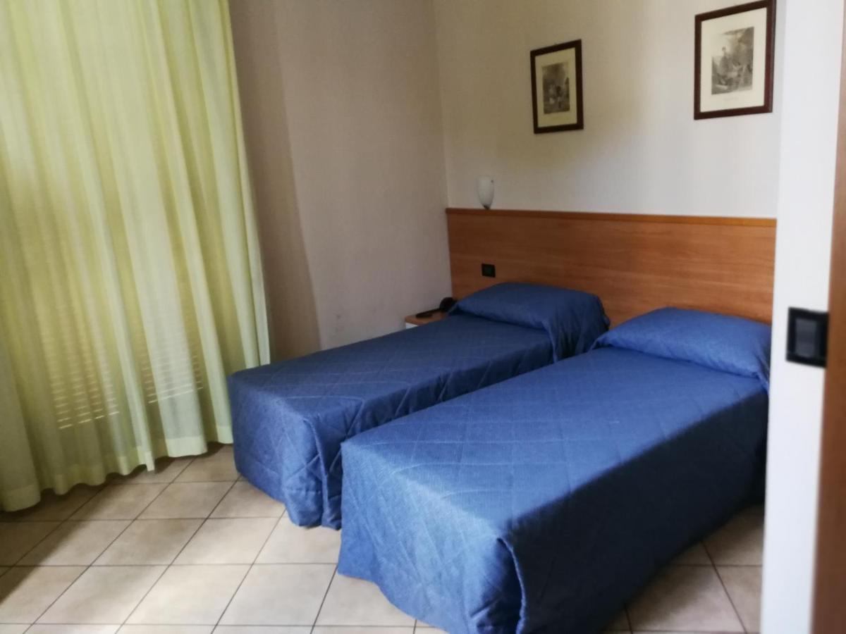 Albergo Salerno Milão Exterior foto